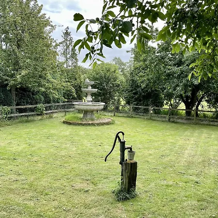 In With Meadow Views, Cleaning Included * Spijk (Gelderland)